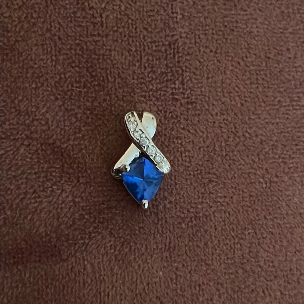 Elegant Blue and Silver Pendant